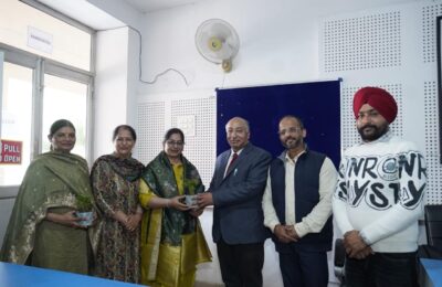 डी.ए.वी. कॉलेज जालंधर ने मोगा के सरकारी स्कूल के स्टूडेंट्स के लिए कम्युनिटी आउटरीच एक्टिविटी की।