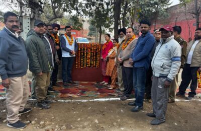 आज वार्ड नंबर 59 में 16 लाख रुपये की लागत से नए ट्यूबवेल का उद्घाटन मेयर श्री वनीत धीर एवं काउंसलर चंद्रजीत कौर संधा द्वारा किया गया।