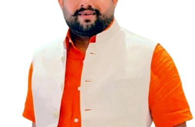 आप सरकार सिर्फ दिखावा किया व्यापारियों से बैठक सड़क बंद कर मंच सजा कर नहीं होती-अशोक सरीन हिक्की*