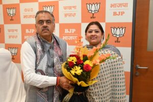 आरती राजपूत ने भाजपा राष्ट्रीय महामंत्री अरुण सिंह और तरुण चुग से मिलकर पंजाब के मौजूदा हालातो पर की विस्तार से चर्चा*