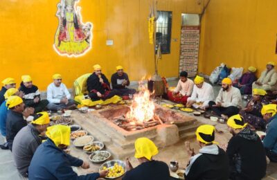 मौन ही मन की साधना है -नवजीत भारद्वाज*