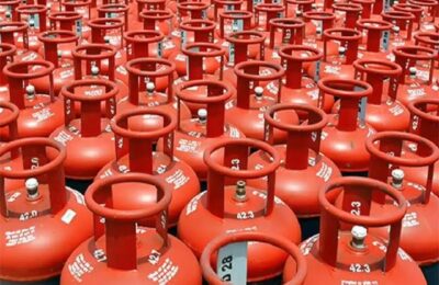 LPG सप्लाई पर पडा खतरा