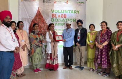 संत बाबा भाग सिंह यूनिवर्सिटी (SBBSU) ने IQAC और IIC के तत्वावधान में, 24 मार्च, 2026 को अपने कैंपस में फोर्टिस हॉस्पिटल, जालंधर के सहयोग से सफलतापूर्वक एक रक्तदान शिविर का आयोजन किया
