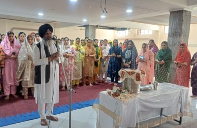 ओ. पी. कैंथ (ओमी पेंटर), अप्रा की पेंटिंग एग्ज़िबिशन मशहूर आर्टिस्ट ओ. पी. कैंथ, जिन्हें अप्रा के ओमी पेंटर के नाम से जाना जाता है, की एक शानदार पेंटिंग एग्ज़िबिशन मशहूर में हो रही है।