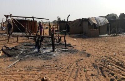 ग्रामीणों पर आतंकियों ने बरसाईं गोलियां, इस्लामिक स्टेट के आतंकवादियों ने किया भीषण हमला