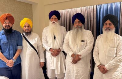 15 ਦਿਨ ਪਹਿਲਾ ਗਿਆਨੀ ਹਰਪ੍ਰੀਤ ਸਿੰਘ ਜੀ ਅਤੇ ਬਾਪੂ ਤਰਸੇਮ ਸਿੰਘ ਜੀ ਵੱਲੋ ਫਗਵਾੜੇ ਵਿਖੇ ਹੋਈ ਮੀਟਿੰਗ ਵਿੱਚ ਪੰਥਕ ਭਾਵਨਾਵਾ ਤਹਿਤ ਲਏ ਫੈਸਲਿਆ ਦਾ ਦੋਹਾ ਦਲਾਂ ਦੀ ਸਾਂਝੀ ਕਮੇਟੀ ਨੇ ਅੱਜ ਕੀਤਾ ਰਸਮੀ ਐਲਾਨ ।