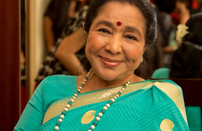 जाने आज कब से कब तक होंगे गायिका आशा भोंसले के अंतिम दर्शन