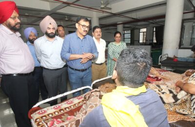 ਸਿਵਲ ਸਰਜਨ ਡਾ. ਰਾਜੇਸ਼ ਗਰਗ ਵੱਲੋਂ ਨਸ਼ਾ ਮੁਕਤੀ ਕੇਂਦਰ, ਸਿਵਲ ਹਸਪਤਾਲ ਜਲੰਧਰ ਦੀ ਚੈਕਿੰਗ