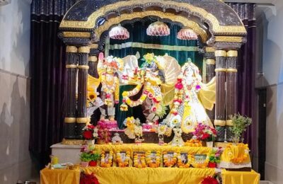 श्री चैतन्य महाप्रभु श्री राधा माधव मंदिर में श्री चैतन्य महाप्रभु जी के आविर्भाव के उपलक्ष्य में 67वाँ वार्षिक श्री हरिनाम संकीर्तन सम्मेलन प्रारंभ हुआ,