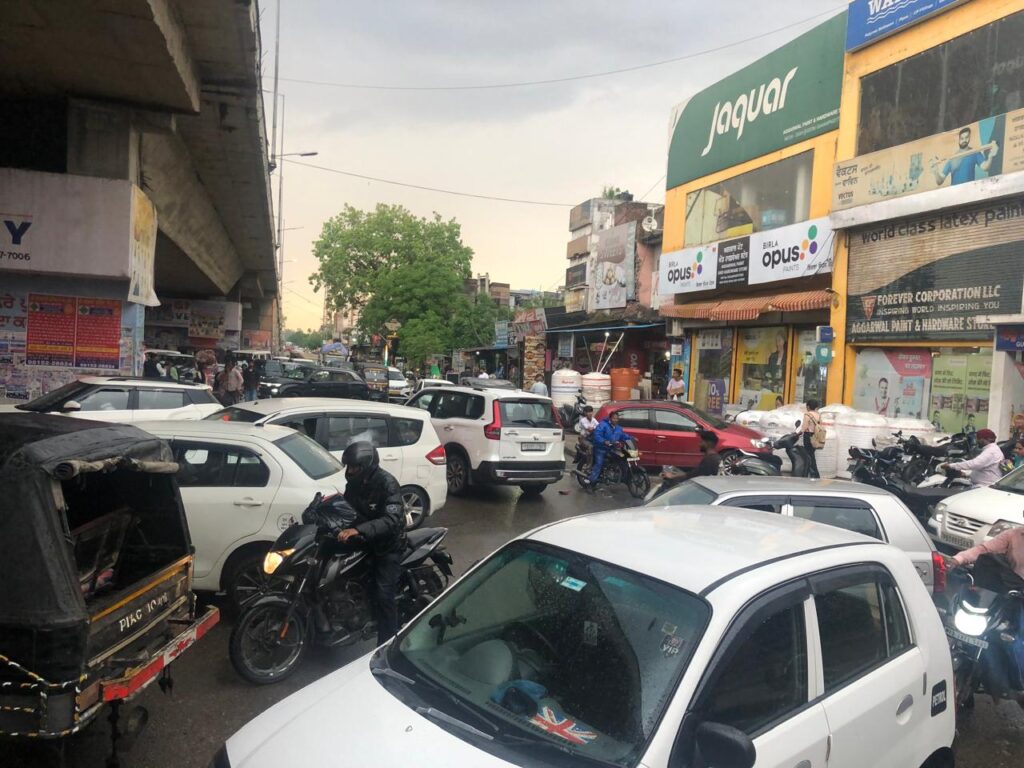 ਬੇਅਦਬੀ ਕਰਵਾਉਣ ਵਾਲਿਆਂ ਖਿਲਾਫ਼ ਕਾਰਵਾਈ ਲਈ ਖ਼ਰਾਬ ਮੌਸਮ ਦੇ ਬਾਵਜੂਦ ਜਥੇਬੰਦੀਆਂ ਦਾ ਧਰਨਾ ਤੀਸਰੇ ਦਿਨ ਵੀ ਜਾਰੀ*