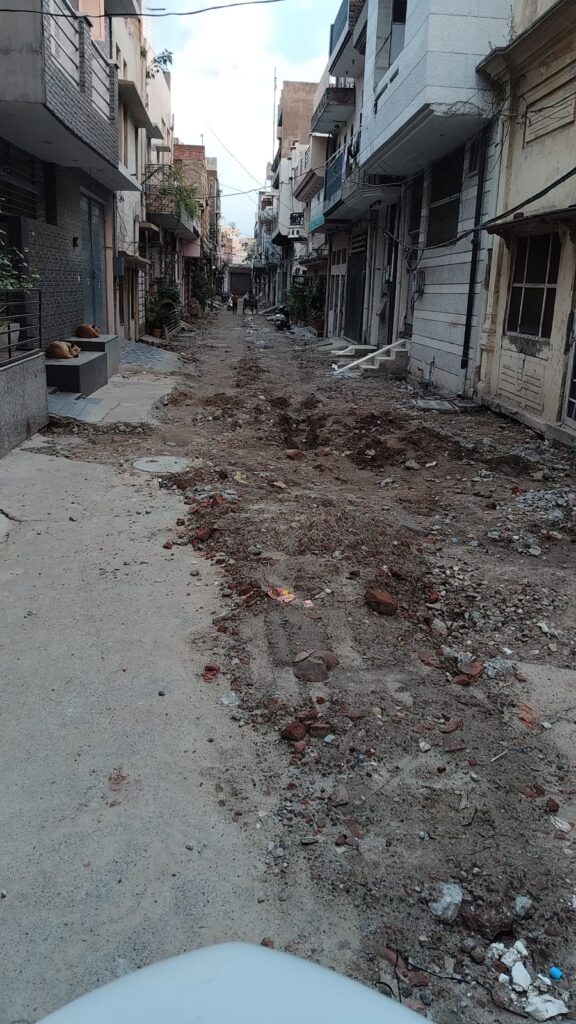 ਸ਼ਰੇਆਮ ਹੋ ਰਹੀ ਪੈਸੇ ਦੀ ਬਰਬਾਦੀ, ਨਗਰ ਨਿਗਮ ਦਾ ਕੋਈ ਵੀ ਬਾਲੀ-ਵਾਰਸ ਨਹੀ: ਰਜਿੰਦਰ ਬੇਰੀ  ਸ਼ੋਸ਼ਲ ਮੀਡੀਆ ਤੇ ਲਾਈਵ ਹੋ ਕੇ ਕੱਢੀ ਭੜਾਸ