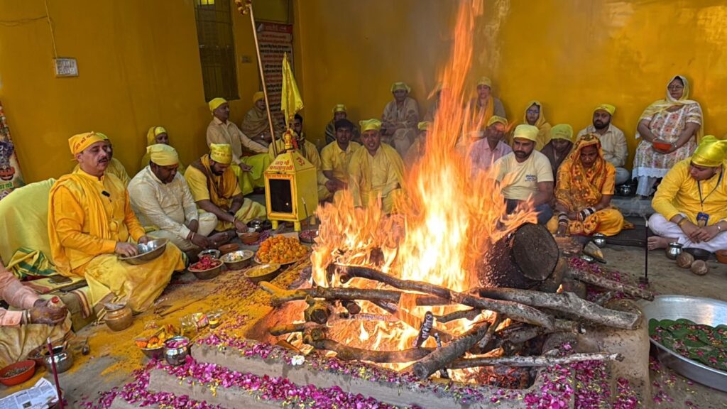*माँ इस दुनिया की सबसे बड़ी नेमत— नवजीत भारद्वाज