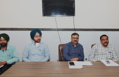 ਮਿਸ਼ਨ ਏਡਜ਼ ਸੁਰੱਕਸ਼ਾ ਅਧੀਨ ਸਿਵਲ ਸਰਜਨ ਨੇ ਸਿਹਤ ਸਟਾਫ ਨਾਲ ਕੀਤੀ ਮੀਟਿੰਗ