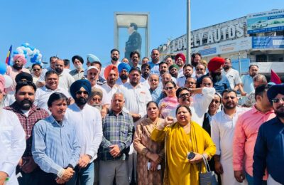 ਅੱਜ ਜਿਲਾ ਕਾਂਗਰਸ ਕਮੇਟੀ ਸ਼ਹਿਰੀ ਅਤੇ ਦਿਹਾਤੀ ਦੇ ਕਾਂਗਰਸੀ ਆਗੂਆਂ ਅਤੇ ਵਰਕਰਾਂ ਵੱਲੋਂ ਸੰਵਿਧਾਨ ਨਿਰਮਾਤਾ ਬਾਬਾ ਸਾਹਿਬ ਡਾ ਭੀਮ ਰਾਓ ਅੰਬੇਡਕਰ ਜੀ ਦੇ 136 ਵੇਂ ਜਨਮ ਦਿਹਾੜੇ ਦੇ ਮੌਕੇ ਤੇ ਮਾਰਚ ਕੱਢਿਆ ਗਿਆ ਅਤੇ ਇਸ ਮੌਕੇ ਤੇ ਡਾ ਭੀਮ ਰਾਓ ਅੰਬੇਡਕਰ ਜੀ ਦੀ ਜੀਵਨੀ ਤੇ ਆਪਣੇ ਆਪਣੇ ਵਿਚਾਰ ਪੇਸ਼ ਕੀਤੇ