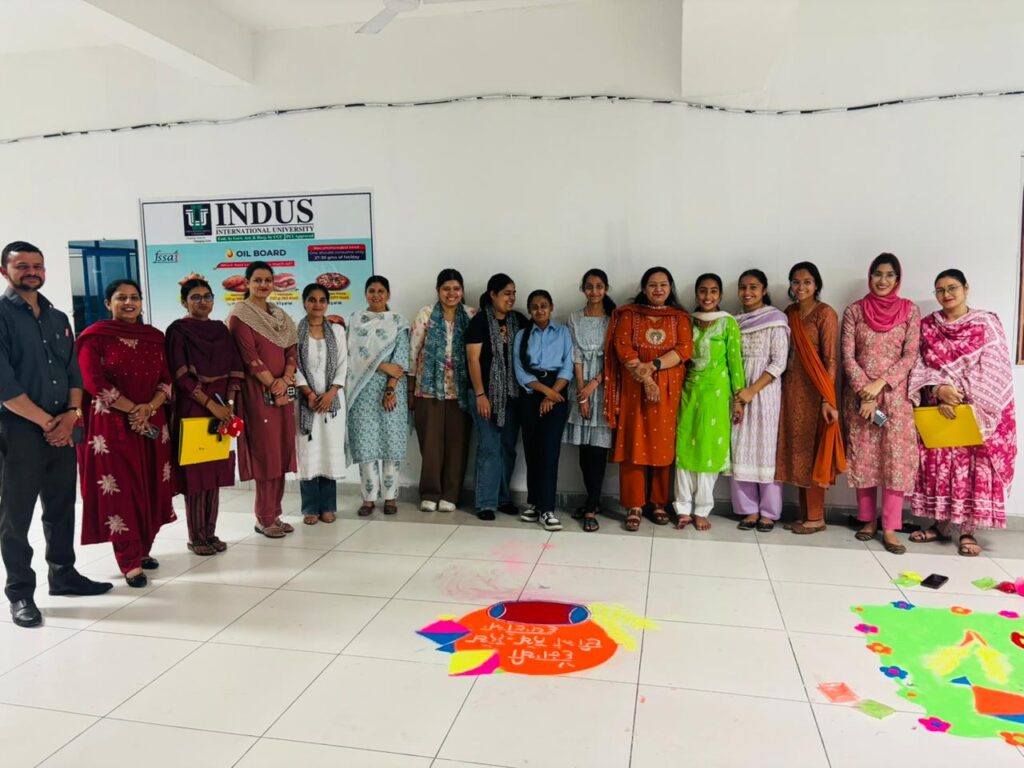 आईआईयू में रंगोली एवं मेहंदी प्रतियोगिताओं के माध्यम से छात्रों की रचनात्मकता का उत्सव