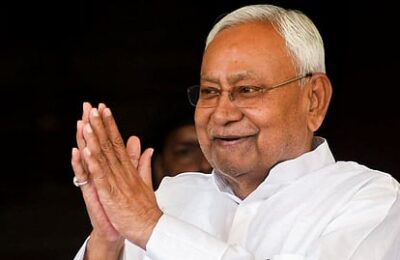 बिहार में सत्ता परिवर्तन जल्द, 15 अप्रैल को मिल सकता है नया मुख्यमंत्री