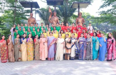 एच.एम.वी. कॉलेजिएट स्कूल के ग्यारहवीं कक्षा का शानदार नतीजा