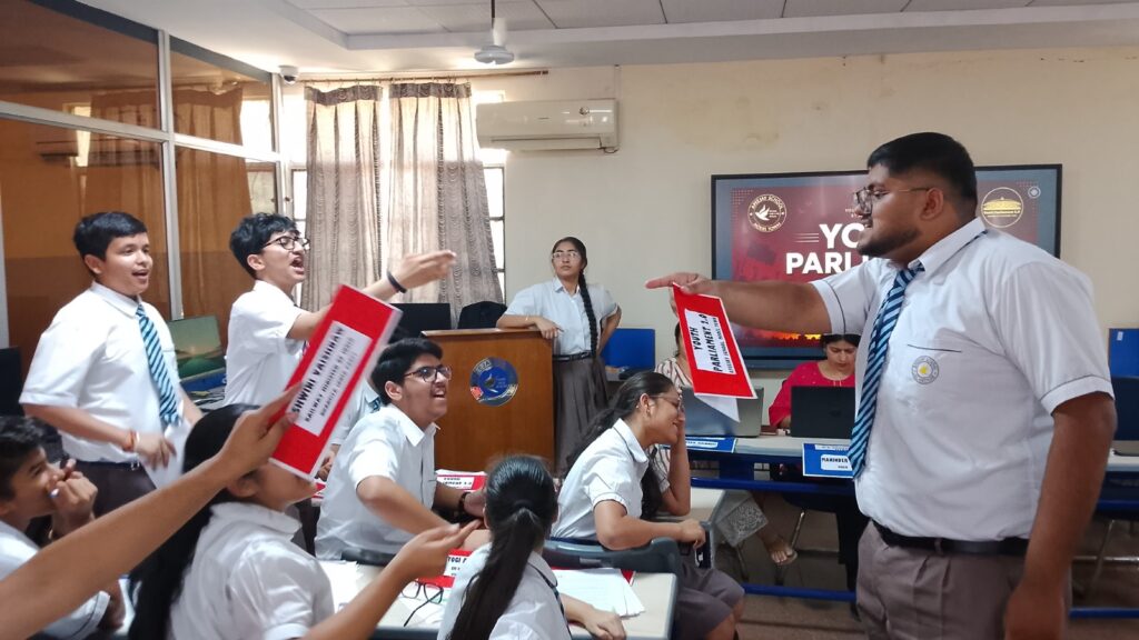 एपीजे स्कूल मॉडल टाउन में आयोजित – यूथ पार्लियामेंट 2.0