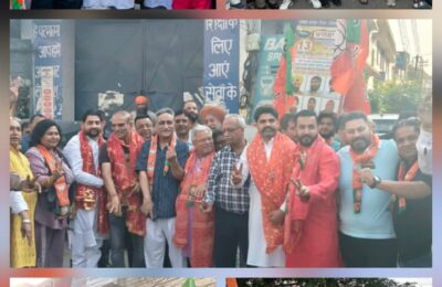 जालन्धर  में अलग-अलग  मंडलों में भारतीय जनता पार्टी ने पश्चिम बंगाल और असम जीत की खुशी में लड्डू बाटे