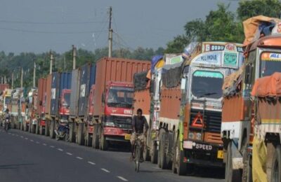 अमरीका और ईरान के बीच बढ़ते तनाव का सीधा असर,आयात-निर्यात कारोबार प्रभावित