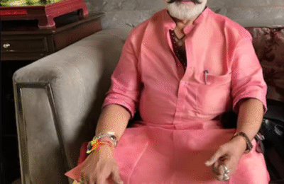 पत्नी के साथ सफर पर निकले थे मलयालम एक्टर cट्रक से टक्कर में चली गई जान, इंडस्ट्री में शोक