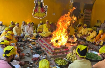 *गुरु ही शिष्य के भीतर ईश्वर का प्रकाश हैं — नवजीत भारद्वाज*