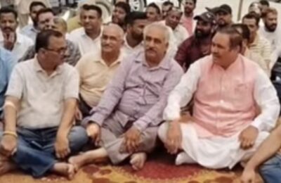 खत्री महासभा के प्रदेश महासचिव तथा ह्यूमन राईटस कोंसिल इंडिया (एंटी करप्शन सेल) के प्रदेश अध्यक्ष रमन नेहरा ने निगम कर्मियों के धरने में शामिल होकर किया समर्थन का एलान किया
