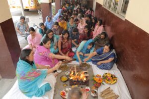 पी सी एम एस डी कॉलेजिएट सीनियर सेकेंडरी गर्ल्स स्कूल ने हवन समारोह के साथ नया शैक्षणिक सत्र 2026–27 शुरू किया