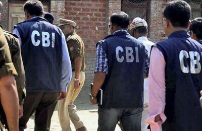 नेता के घर CBI ने डाली रेड, टीम ने सील किया मोहाली विजिलेंस दफ्तर