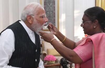 PM मोदी ने राष्ट्रपति मुर्मू को 68वें जन्मदिन पर दीं शुभकामनाएं