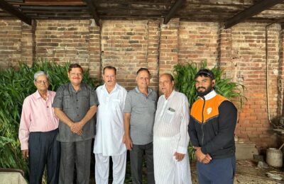 एलायंस क्लब जालंधर बेसट के चार्टर प्रेसिडेंट Som Dutt Tangri ने क्लब के सेवा प्रकल्पों का शुभारंभ गौ-सेवा से किया। इस अवसर पर गायों को हरा चारा एवं अन्य खाद्य सामग्री खिलाकर सेवा कार्यों की शुरुआत की गई।