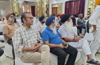 जून  1984 – दोषी  कौन  पर  एक  संगोष्ठी  का  आगाज़  गुरुद्वारा  श्री  गुरु  सिंह  सभा  सेक्टर 46 में  किया  गया