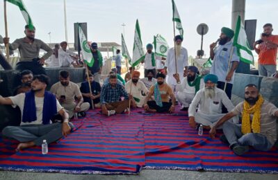 भारतीय किसान यूनियन के संगठनों द्वारा लाडोवाल टोल प्लाजा को 11 बजे से लेकर 4 बजे तक करवाया गया फ्री
