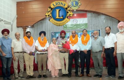 लांयस क्लब जालंधर की नई टीम के अश्वनी मल्होत्रा बने अध्यक्ष,अरुण वशिष्ट सचिव*