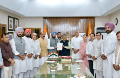 भाजपा प्रतिनिधिमंडल ने राज्यपाल से की मुलाकात, स्थानीय निकाय चुनावों में कथित धांधलियों को लेकर सौंपा ज्ञापन*