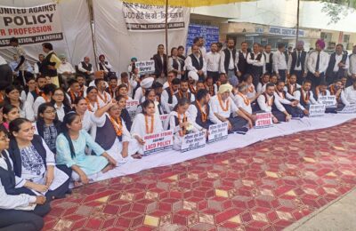 जालंधर बार एसोसिएशन ने 24 जुलाई को रखा ‘नो वर्क डे’, LADC नीति के विरोध में चौथे दिन भी जारी रही भूख हड़ताल