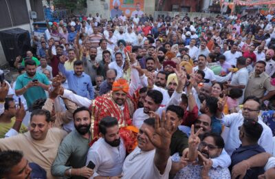 ਆਸ਼ੀਰਵਾਦ ਸਮਾਗਮ ਨੇ ਵਿਸ਼ਾਲ ਰੈਲੀ ਦਾ ਰੂਪ ਧਾਰਿਆ, ਹਜ਼ਾਰਾਂ ਕਾਰਕੁਨਾਂ ਅਤੇ ਸ਼ਹਿਰ ਵਾਸੀਆਂ ਨੇ ਅਸ਼ੋਕ ਸਰੀਨ ਹਿੱਕੀ ਨੂੰ ਦਿੱਤਾ ਆਸ਼ੀਰਵਾਦ