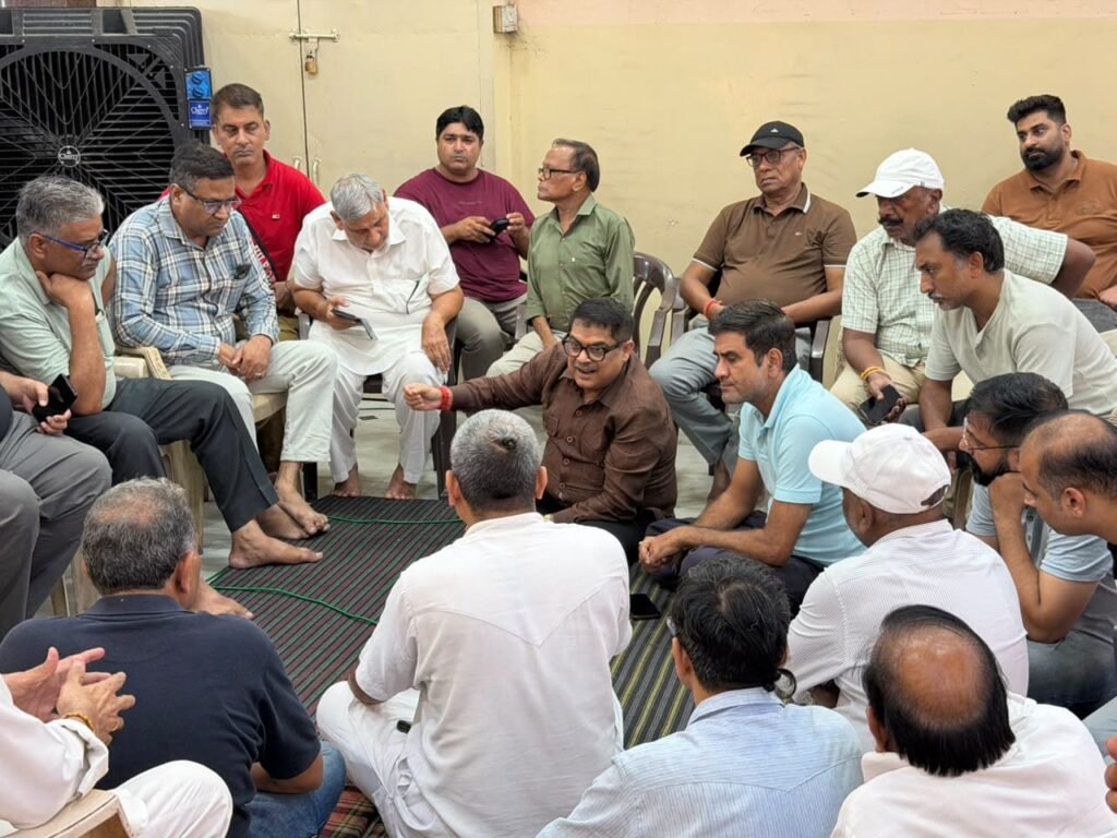 जालंधर कैंट के लोगों की लंबे समय से लंबित समस्याओं का समाधान करवाने के लिए हर स्तर पर करूंगा प्रयास — अमित तनेजा